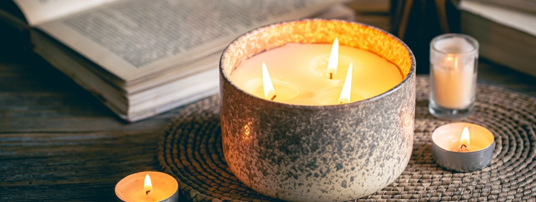 When Comfort Meets Aromatherapy - Best Scented Candles to Make Your Home Cozier